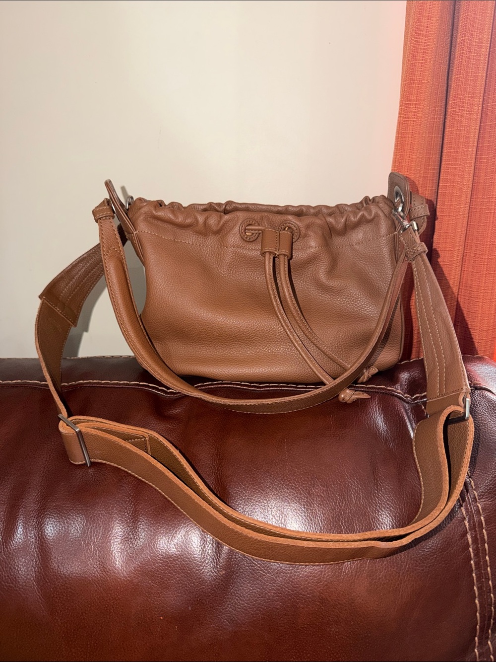 ‼️Hammitt Cooper Medium Leather Shoulder Bag Crossbody Bag